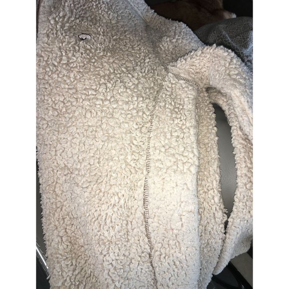 The Southern Shirt Company size Youth Large Teddy Fuzzy Sharpa Pullover with Nec - Picture 8 of 11